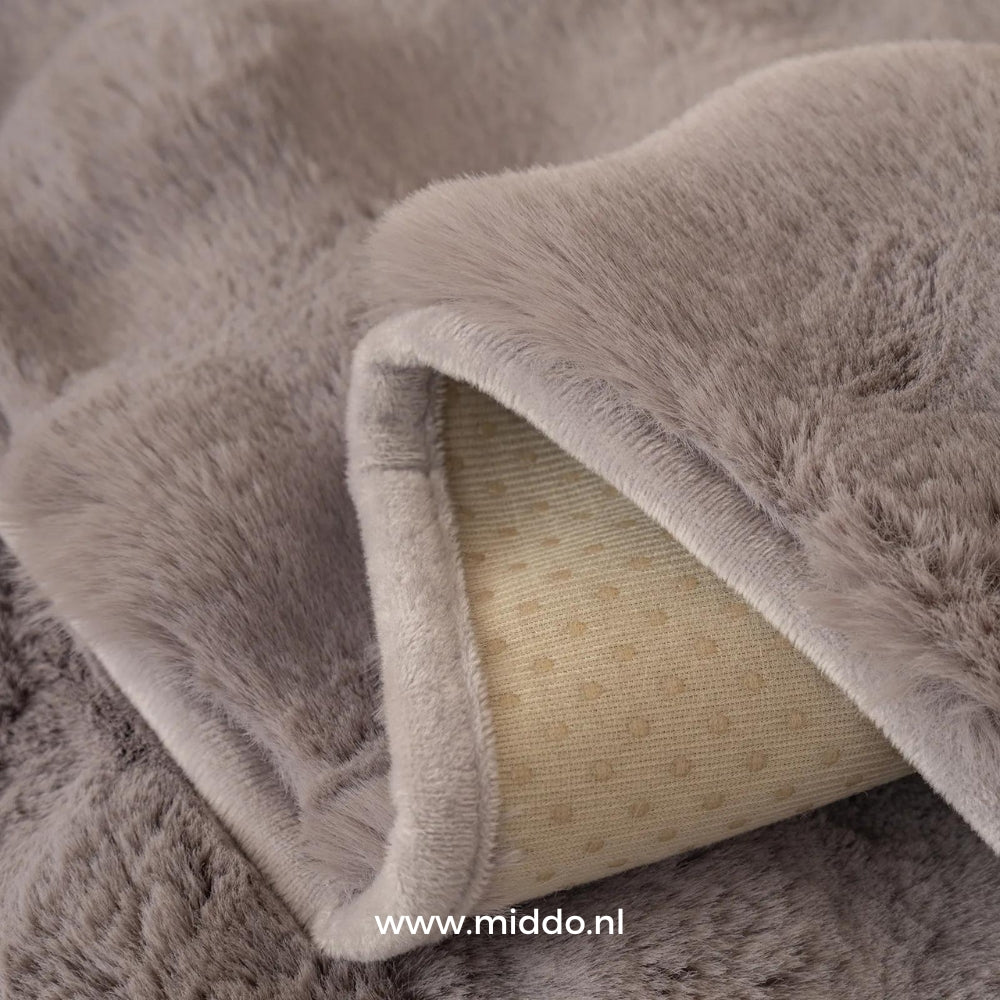PlushyLux Wintermöbelbezüge | Ultimativer Schutz und luxuriöser Komfort