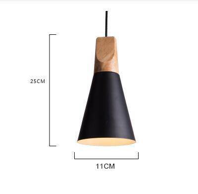 Hängelampe aus Holz und Aluminium in Kegelform