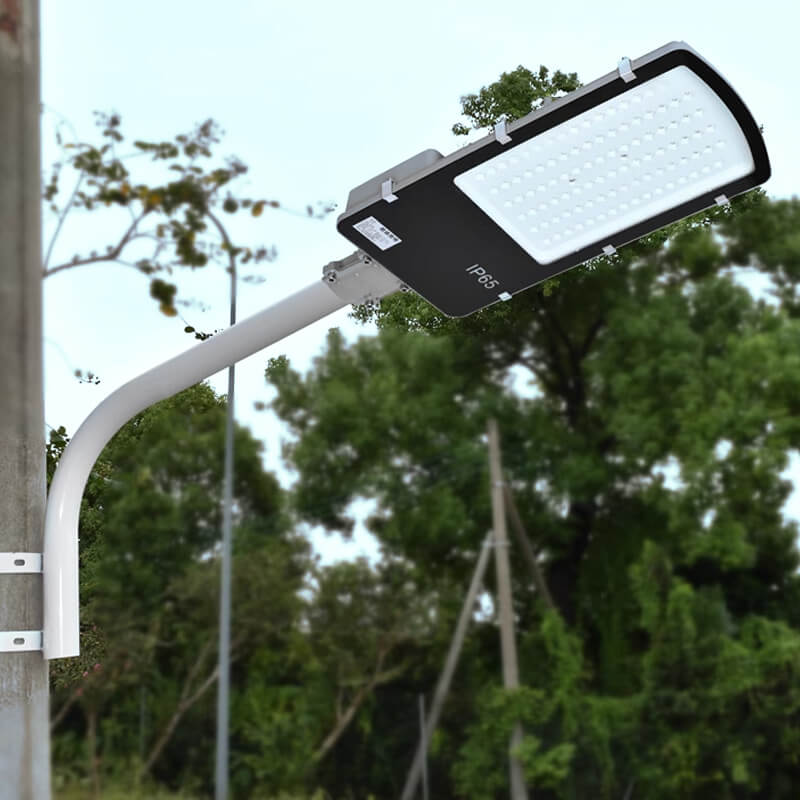 LumiStreet Solar Außenbeleuchtung | Leistungsstarke und langlebige Beleuchtung für jeden Außenbereich
