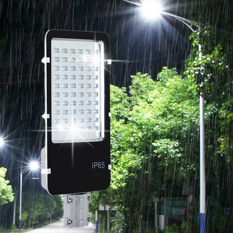 LumiStreet Solar Außenbeleuchtung | Leistungsstarke und langlebige Beleuchtung für jeden Außenbereich